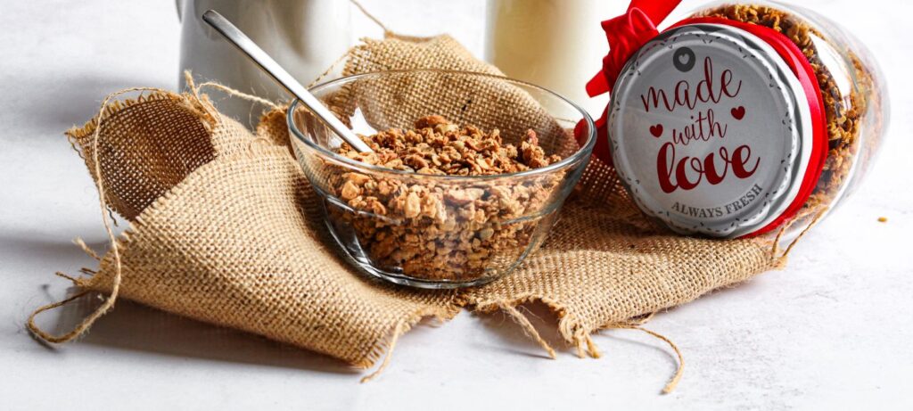 Domaća granola – praktična, hranjiva i ukusna opcija bez glutena za putovanja.