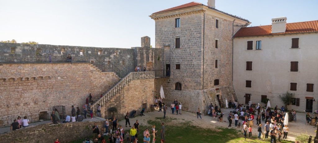 Kaštel Morosini-Grimani.