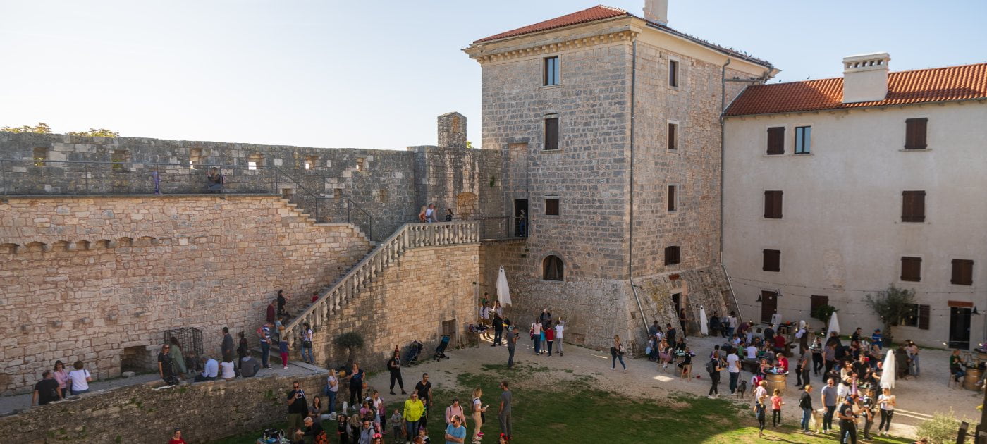 Kaštel Morosini-Grimani, Escape Castle igra za velike i male.