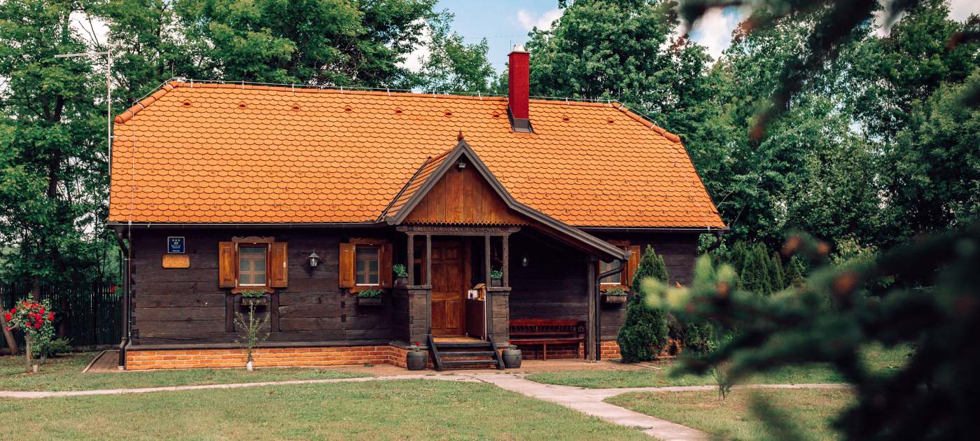 Smještaj u divnim kućicama na imanju Moslavačka priča.
