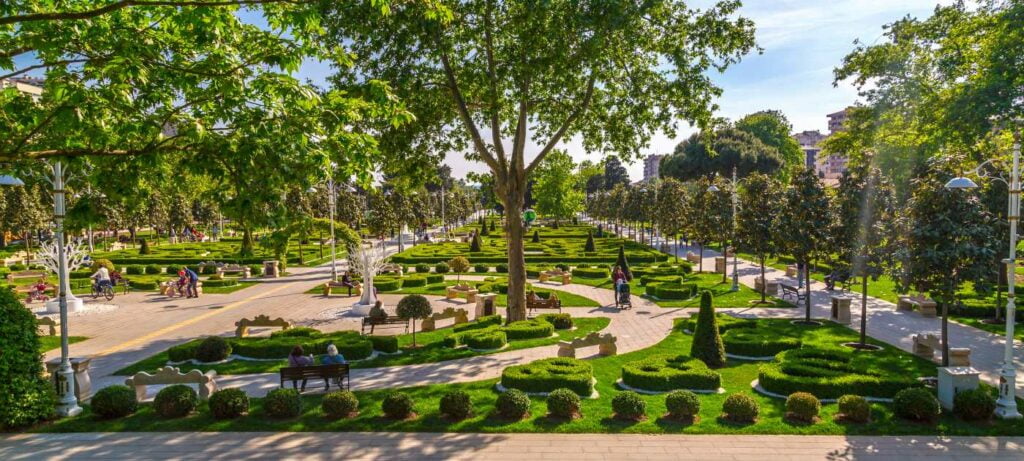 Istanbul smještaj nalazi se u blizini raznih znamenitosti i parkova.
