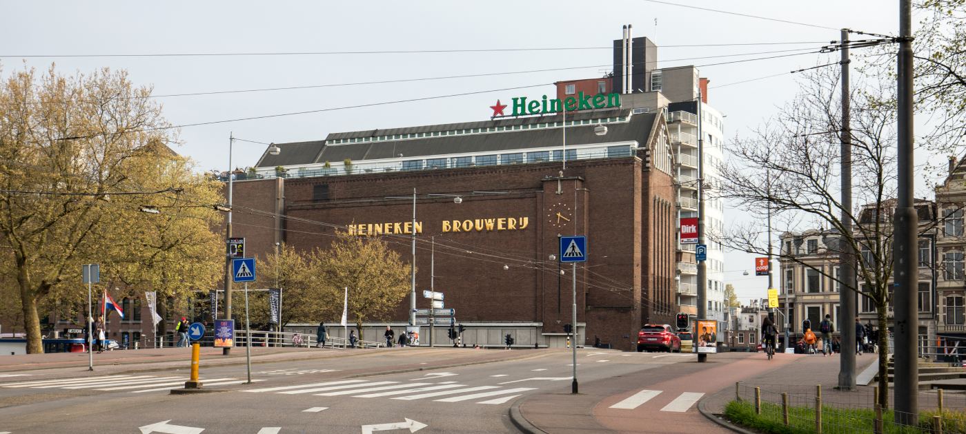 Heineken Experience je interaktivni muzej posvećen istoimenom pivu po kojem je Amsterdam poznat.