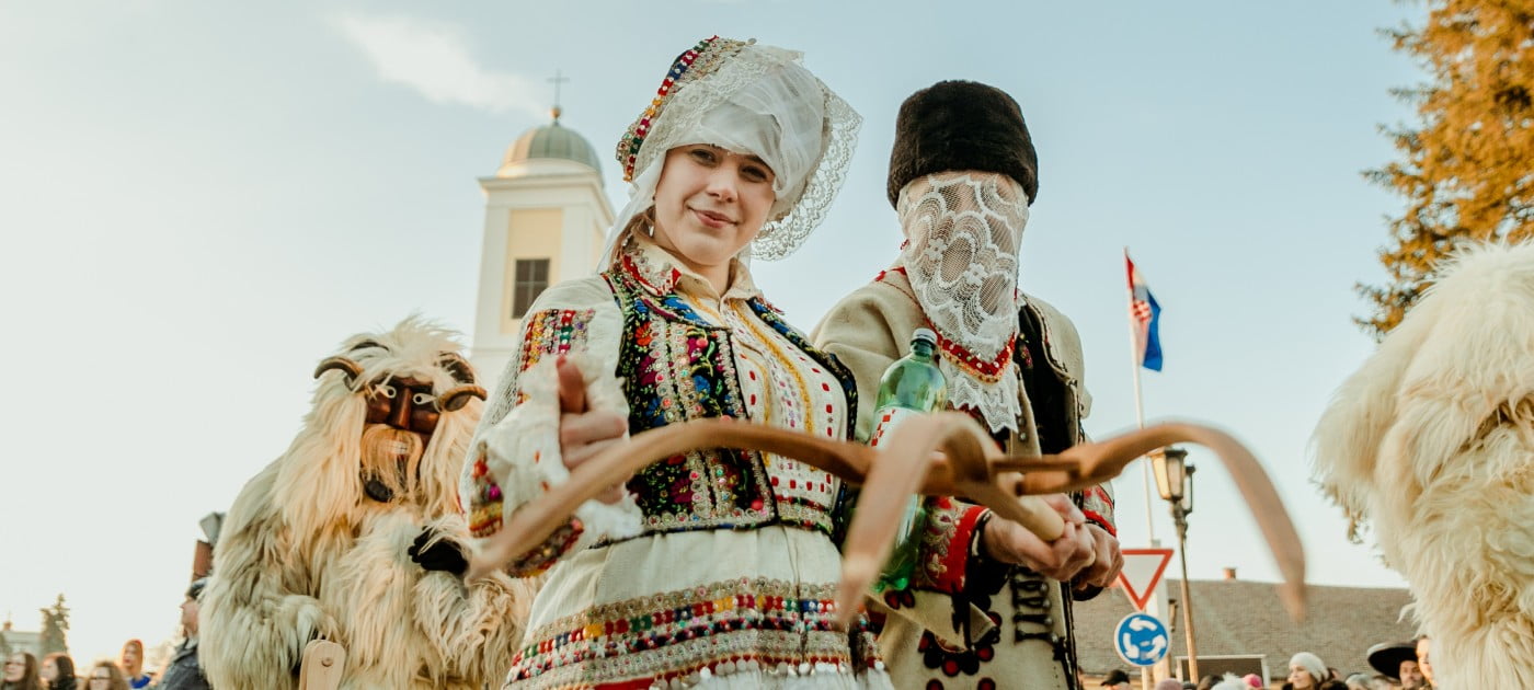 Đakovački bušari - mlada.