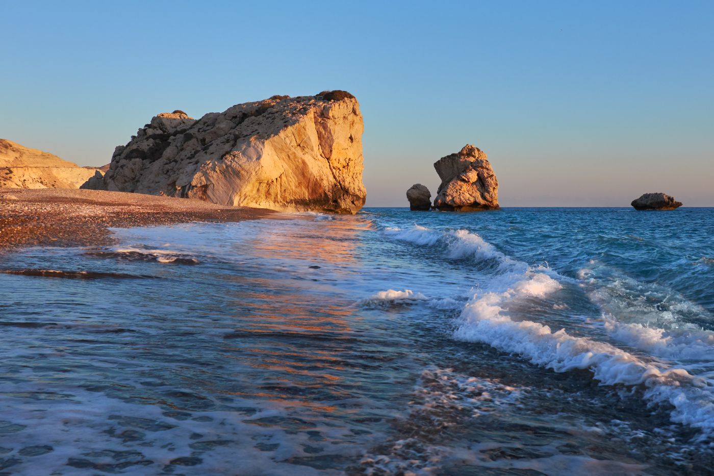 Afroditina stijena, Pafos, Cipar.