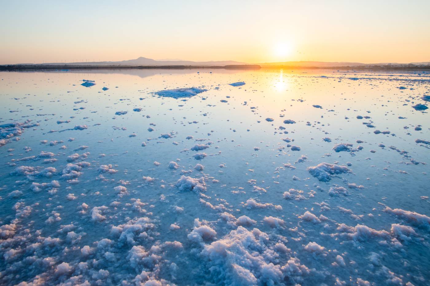 Cipar. Slano jezero, zalazak sunca.