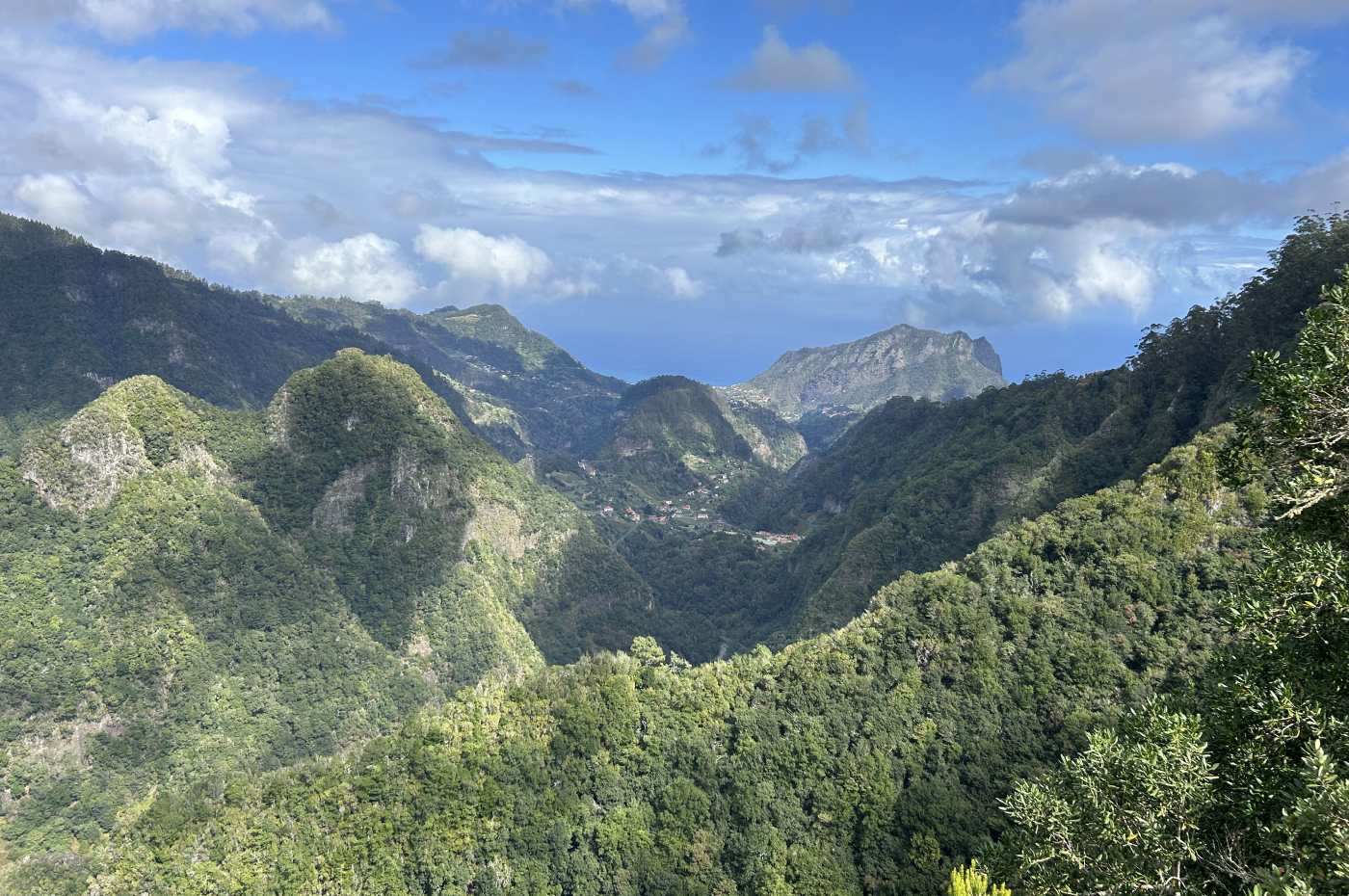 Madeira, pogled na kraju levade dos Balcoes.