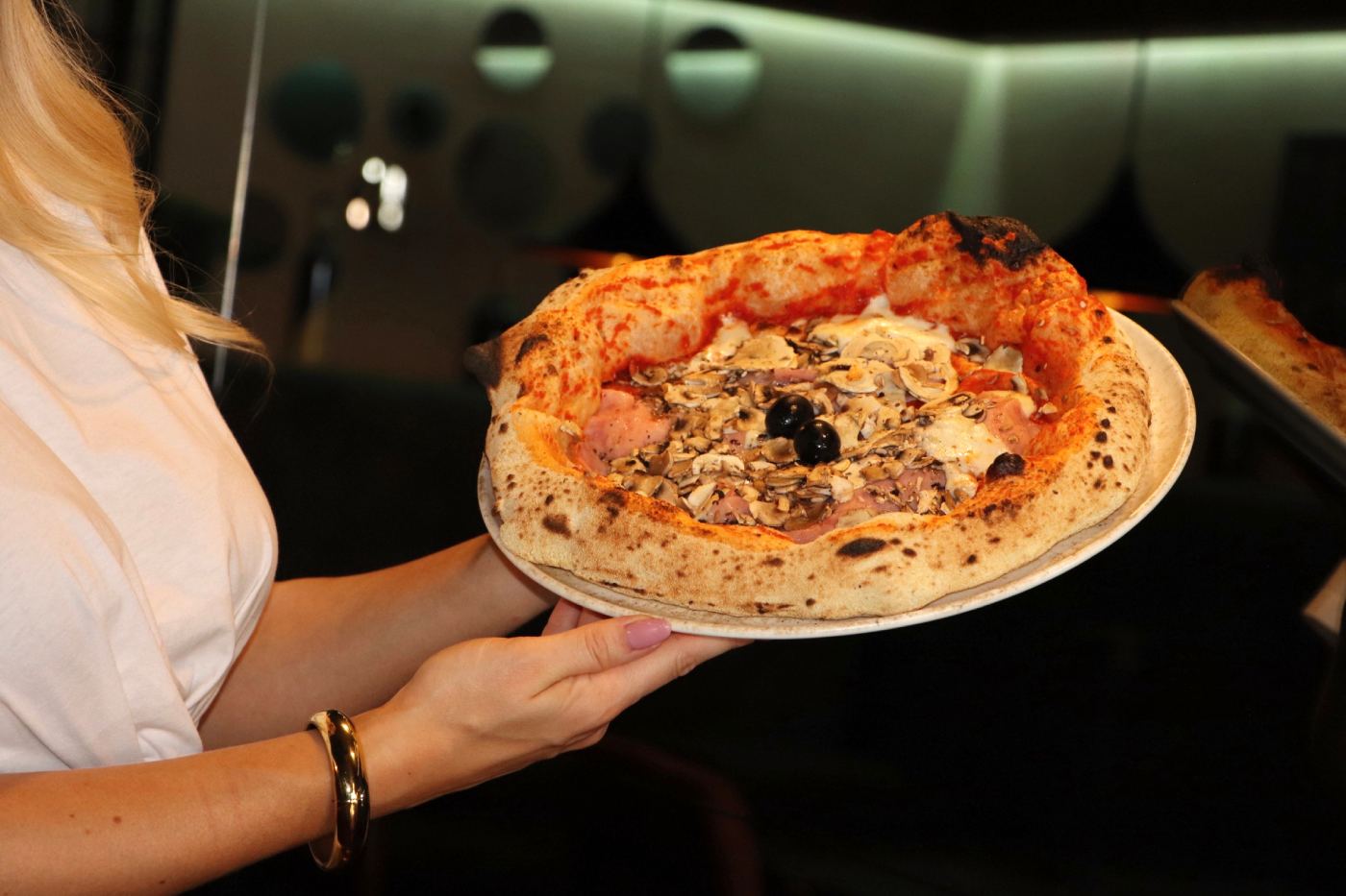 Pizza Re Capriciosa