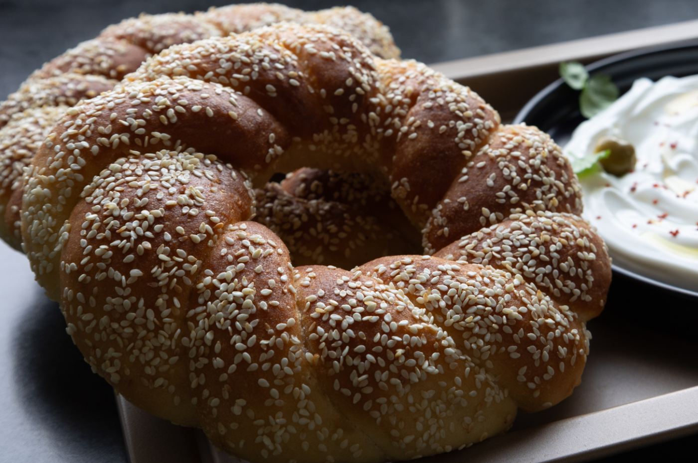 Simit, tradicionalno tursko pecivo.