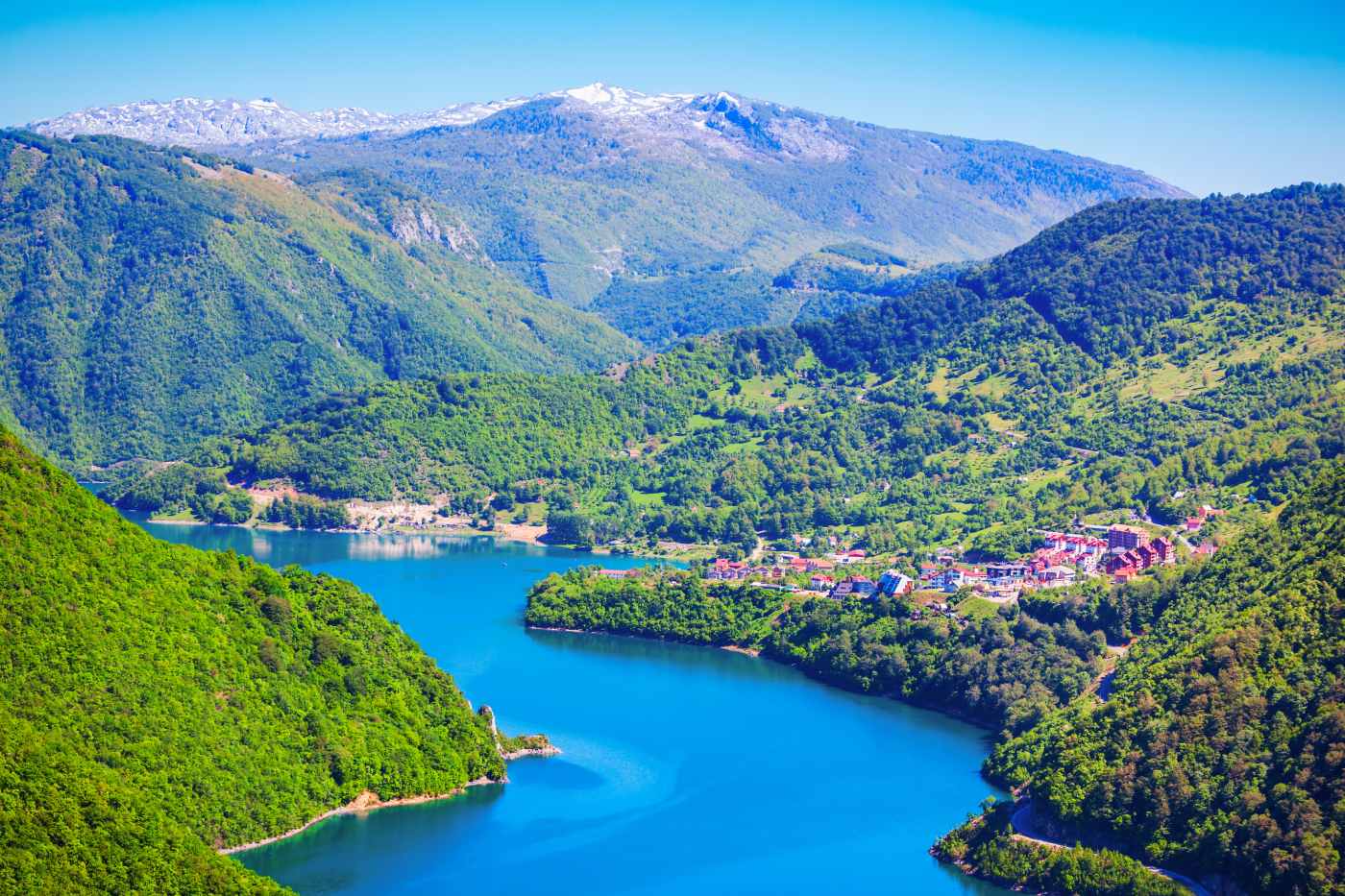 Pivsko jezero.
