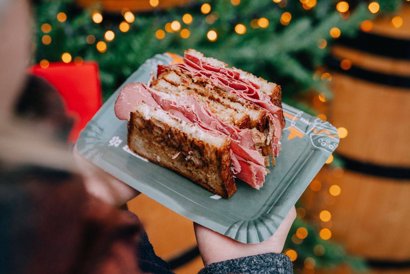 Fuliranje. Picnic Mingle & Fun Pastrami.