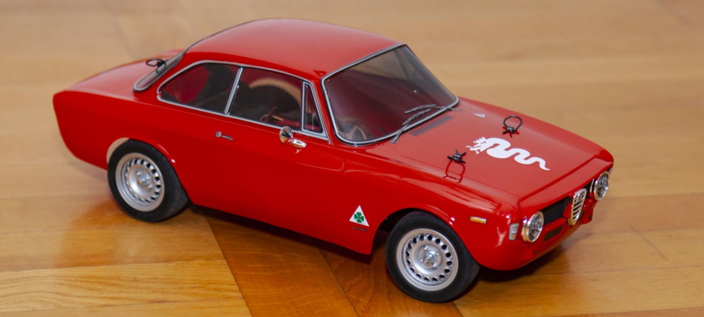 Izložba oldtimera u Family Mallu, Zagreb.