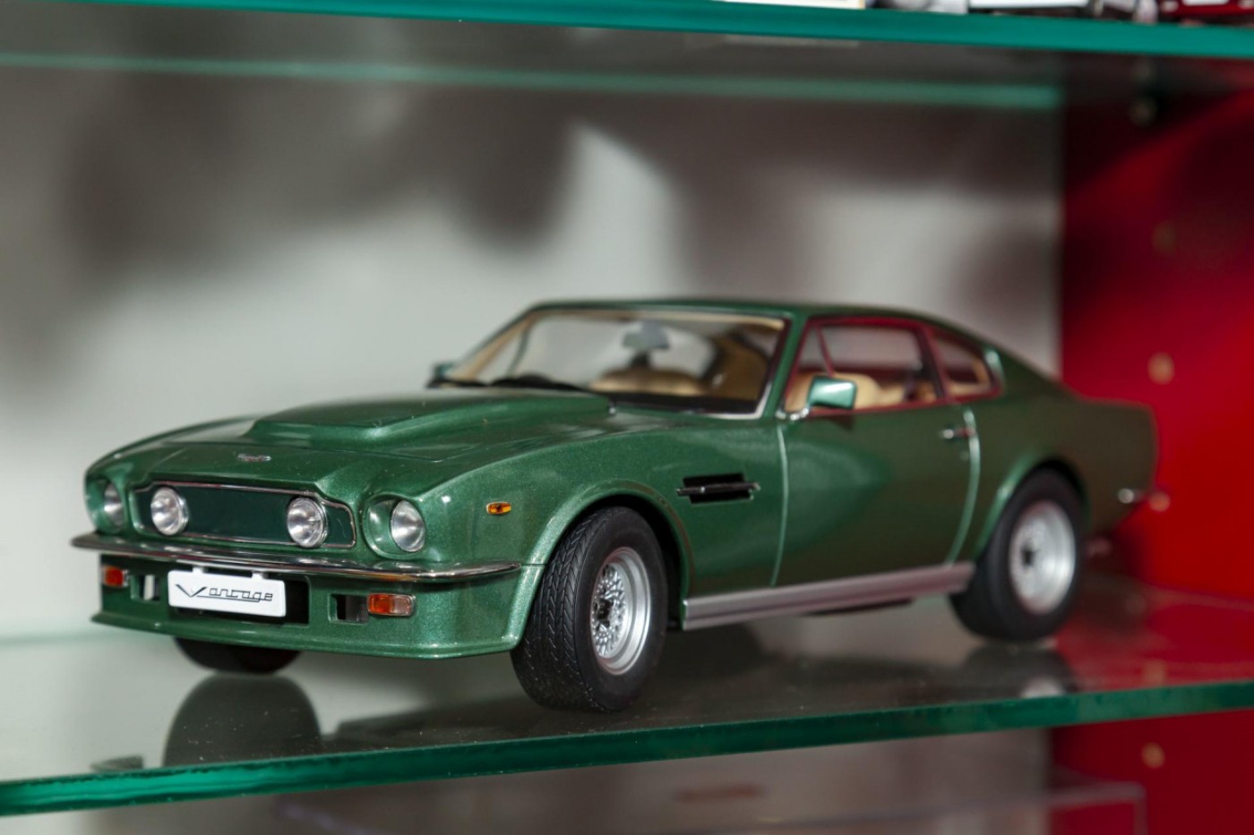 Izložba oldtimera u Family Mallu, Zagreb. 