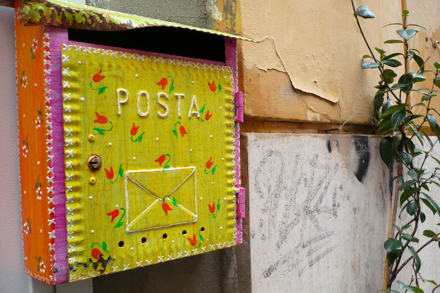 Postcrossing slanje razglednica u svijet.